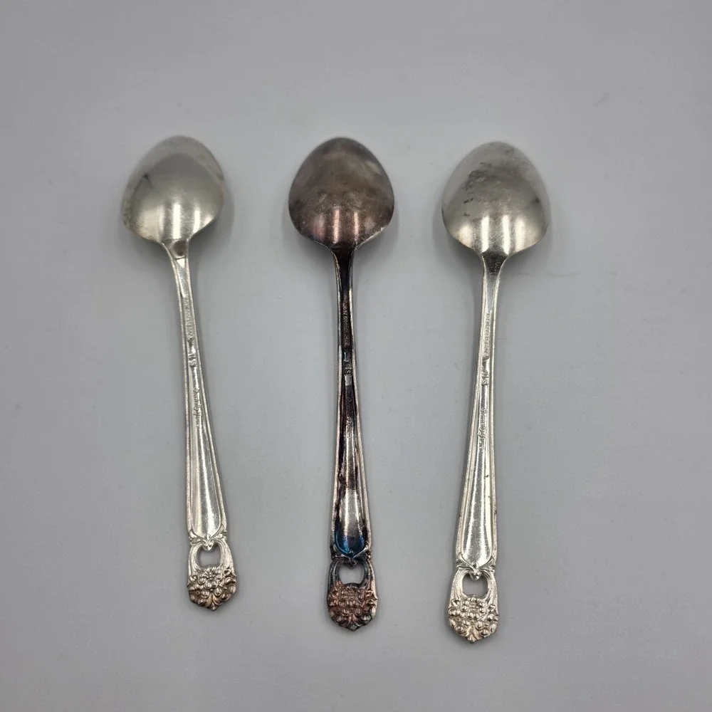 1847 Rogers Bros. Silverplate‎ 